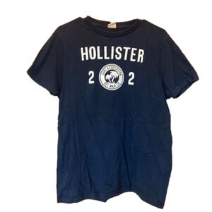 𝅺Hollister Black T-Shirt